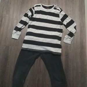 Boys Arizona black and gray shirt